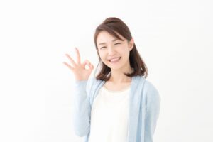 ４